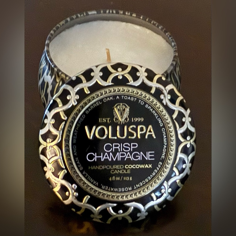 Voluspa Crisp Champagne Tin Candle